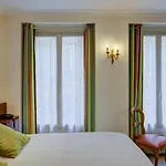 La Sanguine מלון 2*