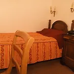 La Sanguine מלון פריז