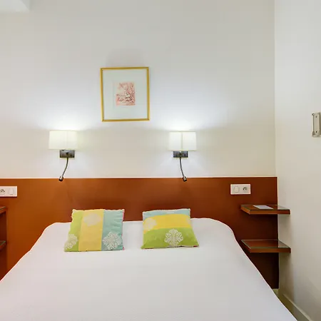 La Sanguine Hotel Paris