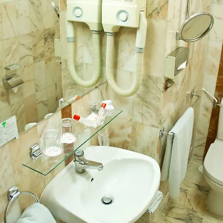 Hotel La Sanguine Paris