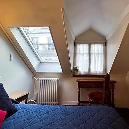 La Sanguine Hotel 2*