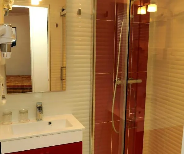 Hotel La Sanguine Paris