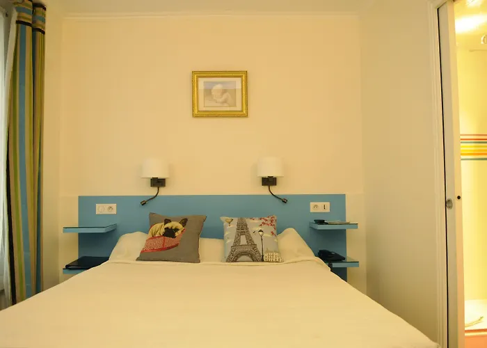 La Sanguine Hotel Paris