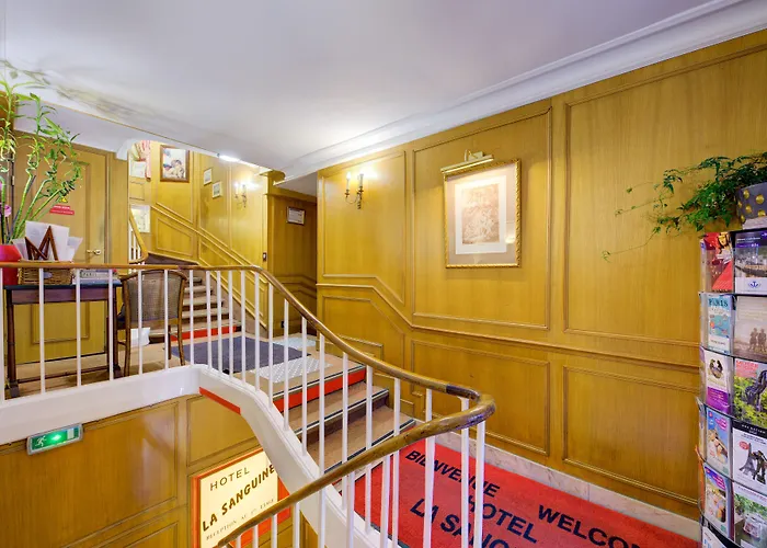 Hotel La Sanguine 2*