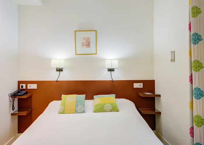 La Sanguine Hotel Paris