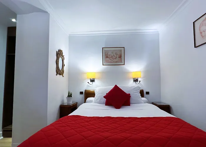 La Sanguine Hotel 2*