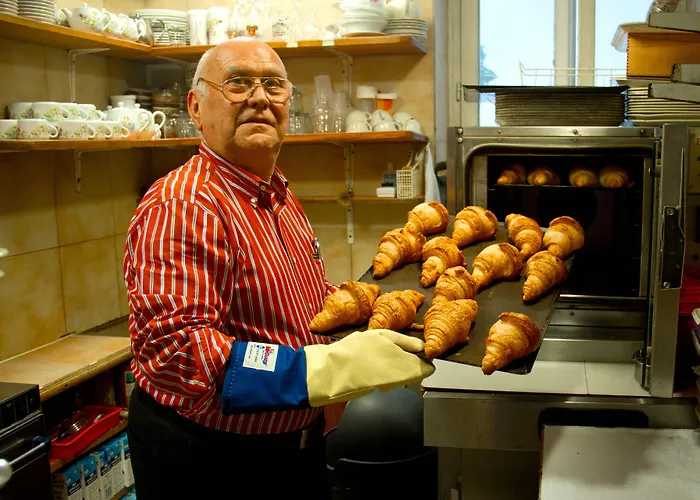 La Sanguine Hotel 2*