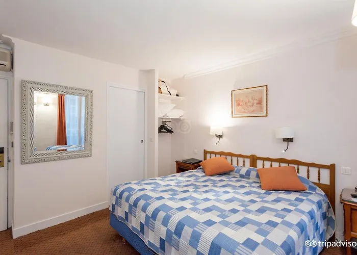Hotel La Sanguine Paris