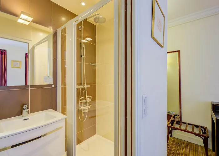 La Sanguine Ξενοδοχείο 2*